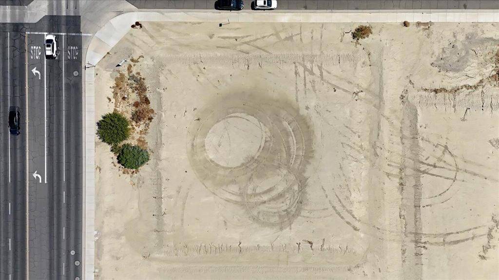 Indio, CA 92203,12345 Caspian ST