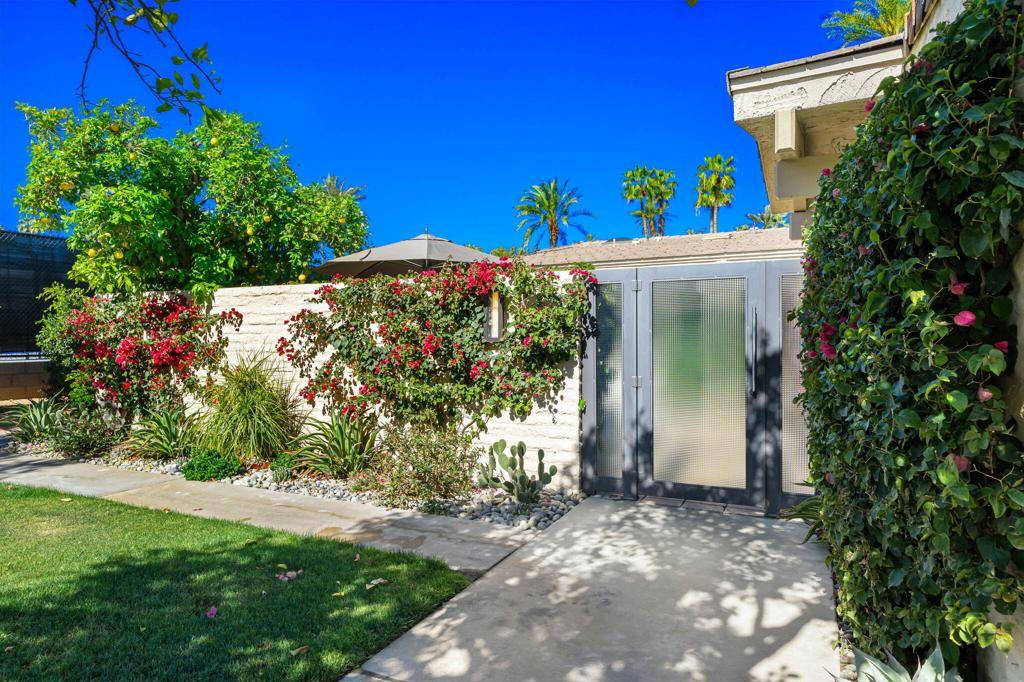 Indian Wells, CA 92210,44851 Desert Horizons DR