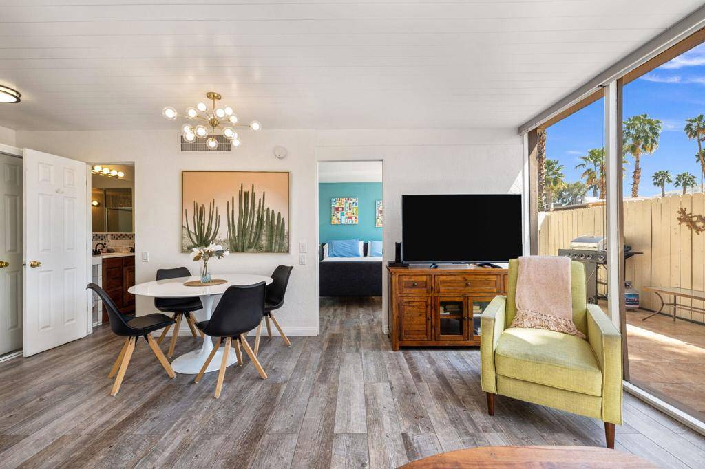 Palm Springs, CA 92264,1111 E Palm Canyon DR #104