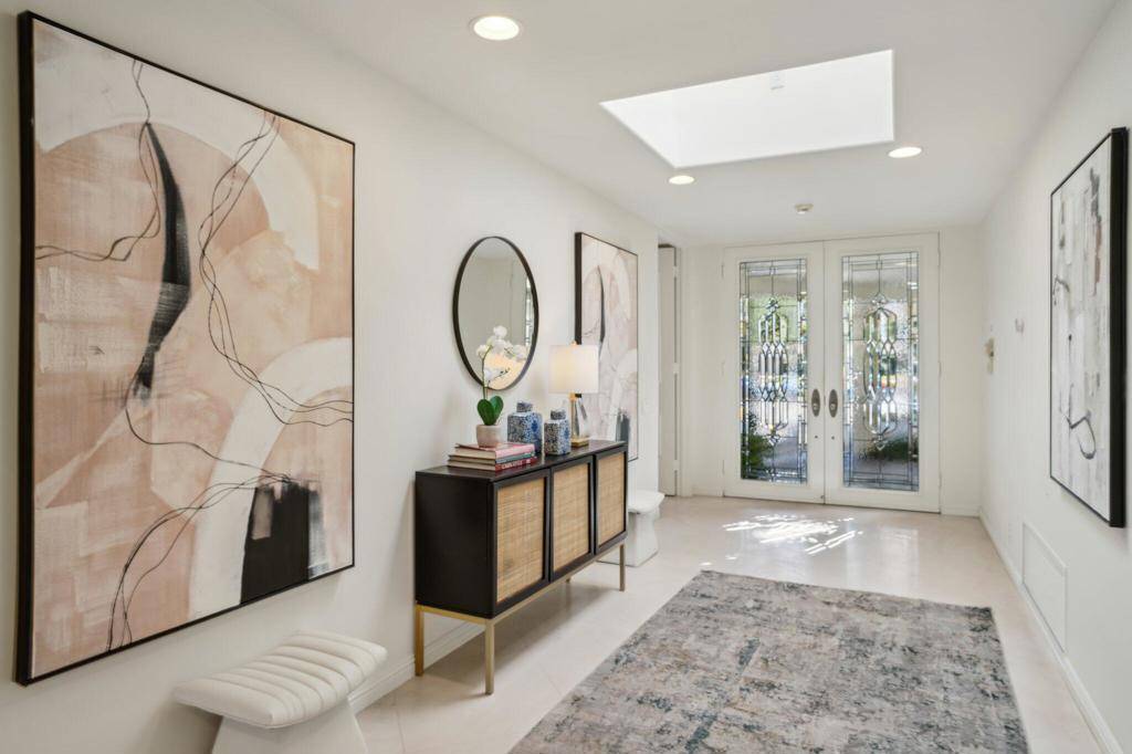 Rancho Mirage, CA 92270,1 Exeter CT
