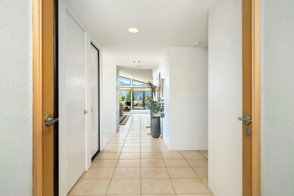 Palm Desert, CA 92260,73391 Oriole CT