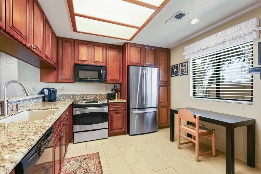 Cathedral City, CA 92234,28802 W Natoma DR