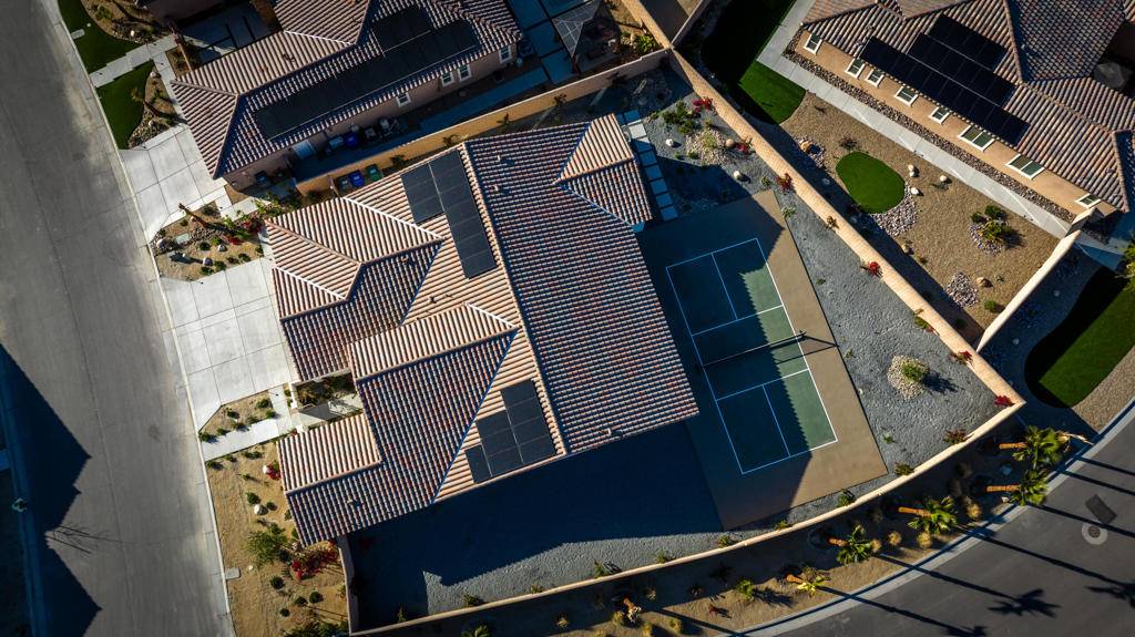 La Quinta, CA 92253,81918 Via Encinitas