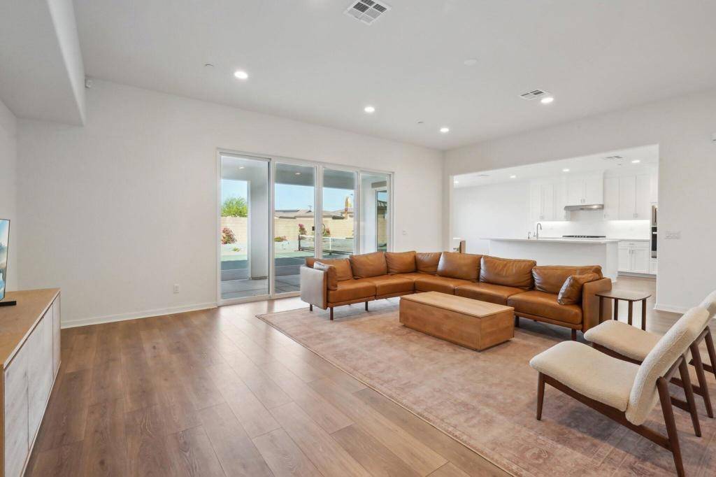 La Quinta, CA 92253,81918 Via Encinitas
