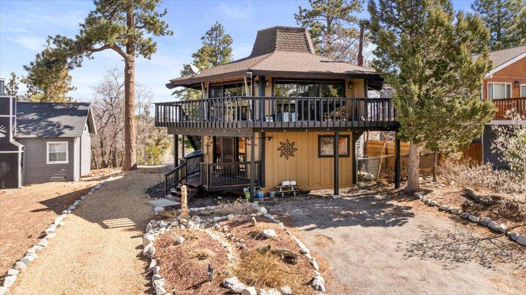 Big Bear, CA 92314,719 Villa Grove AVE