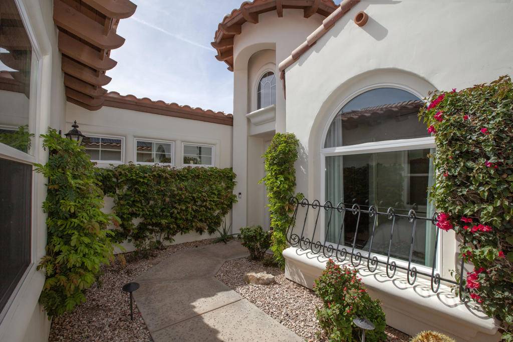 La Quinta, CA 92253,79942 Mission DR E