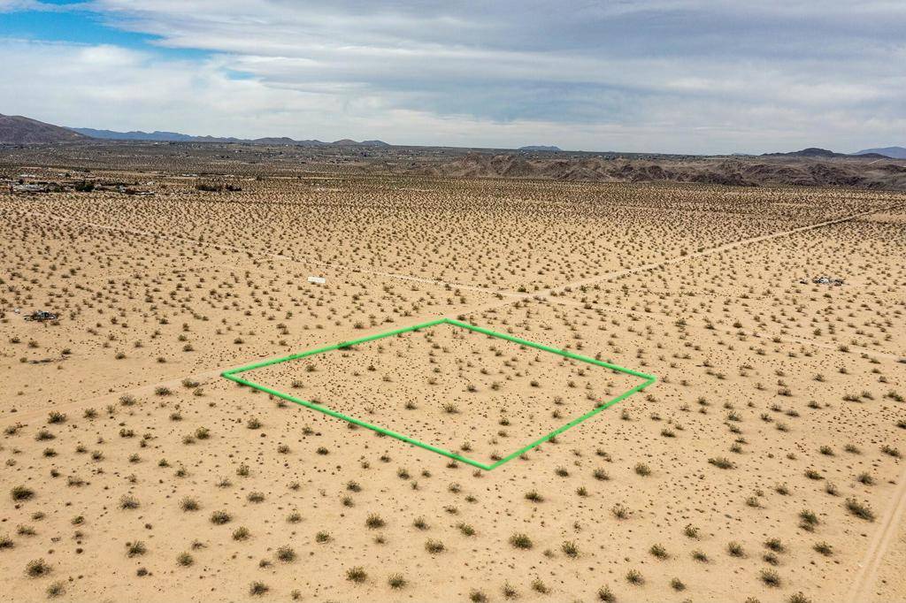 Joshua Tree, CA 92252,0 Sunever Ave