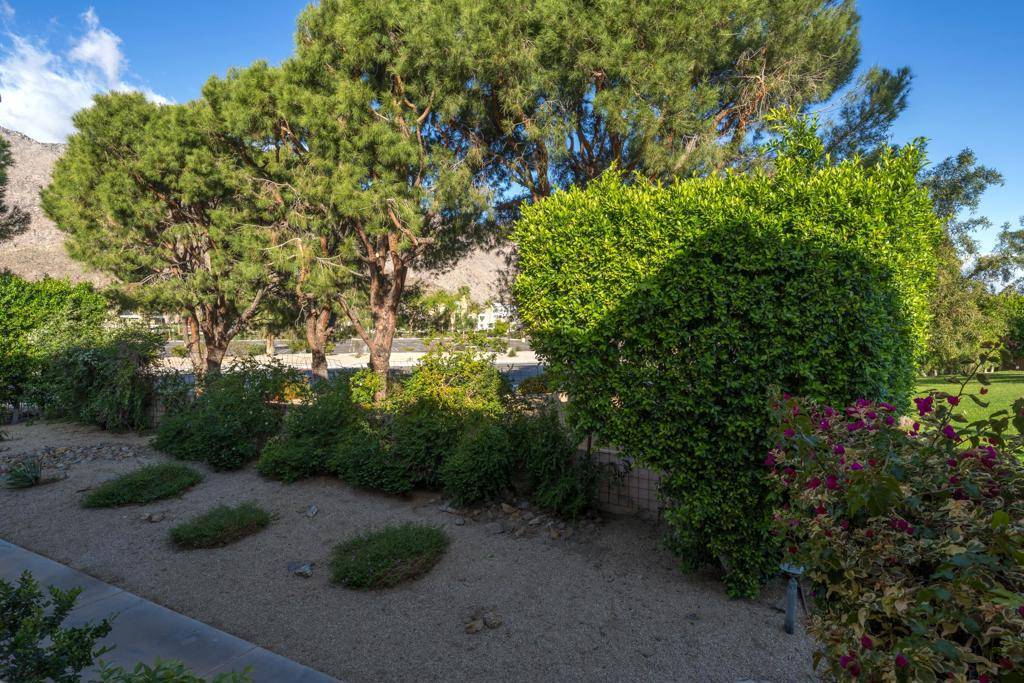 Palm Springs, CA 92262,500 E Amado RD #608