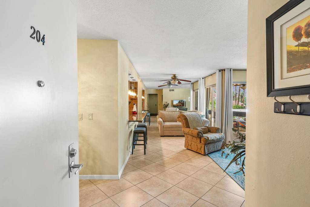 Palm Springs, CA 92264,1490 S Camino Real #204
