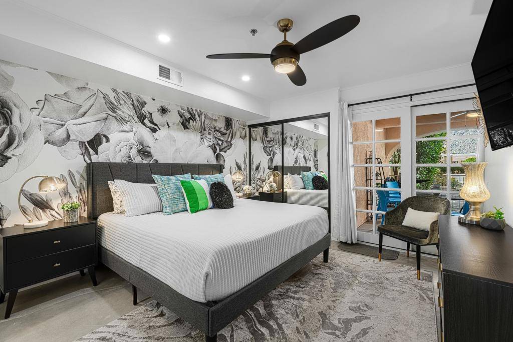 Palm Springs, CA 92262,500 E Amado RD #205