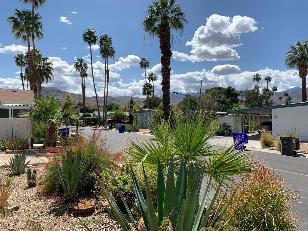 Cathedral City, CA 92234,30 Paseo Laredo North