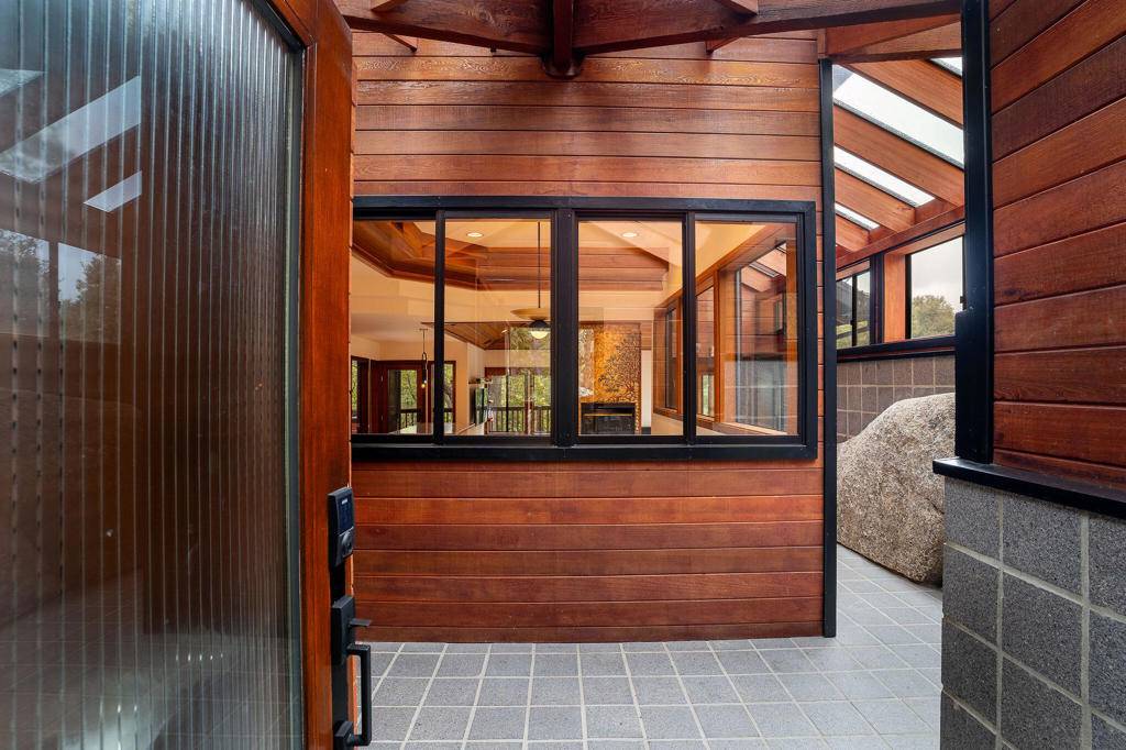 Idyllwild, CA 92549,25504 Cedar Glen DR