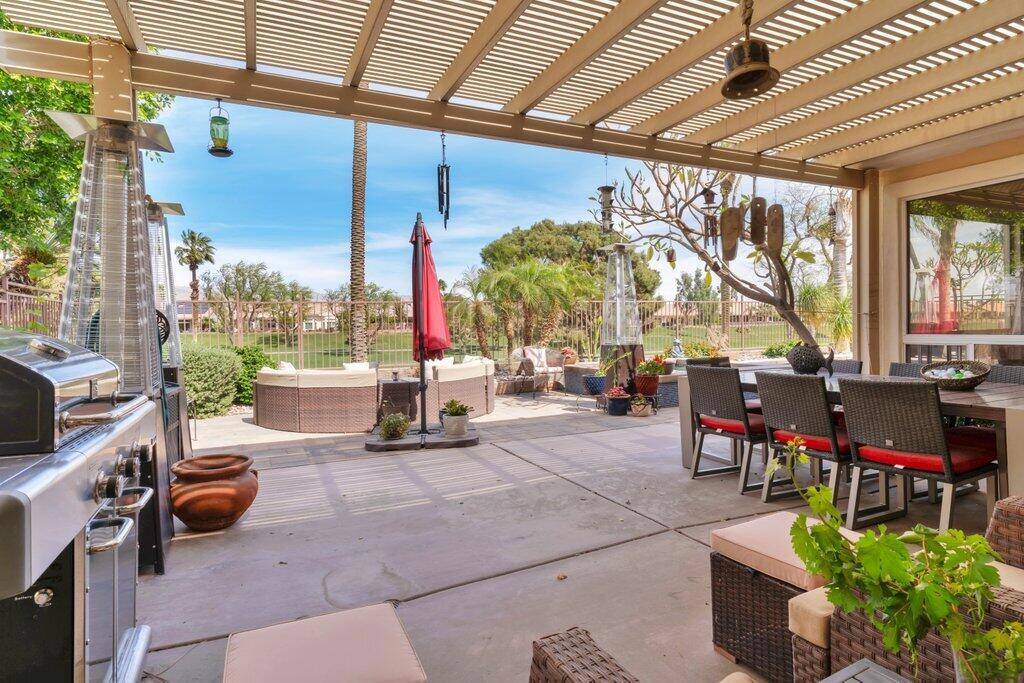 Palm Desert, CA 92211,39619 Manorgate RD