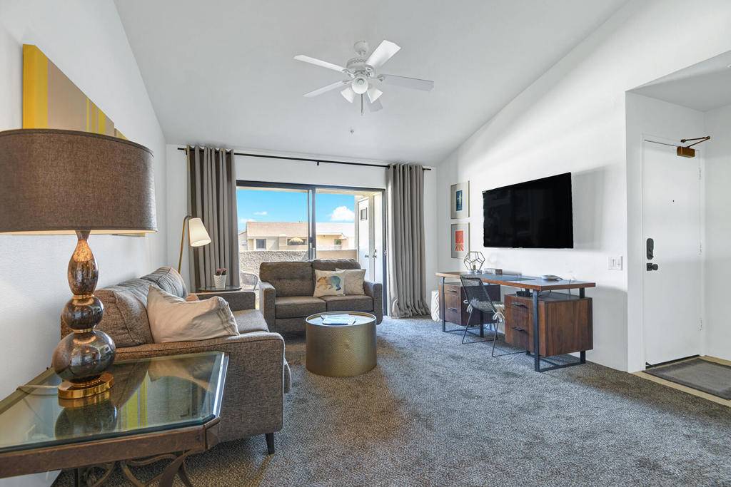 Palm Springs, CA 92262,222 N Calle El Segundo #536