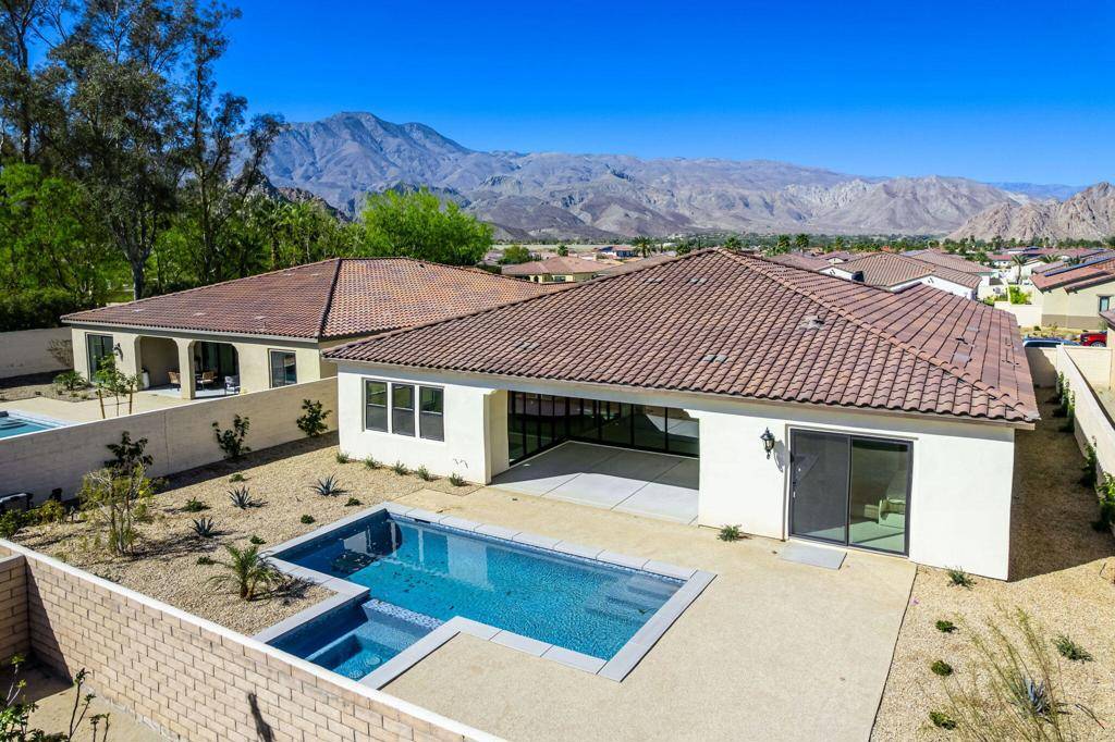 La Quinta, CA 92253,57540 Cherrywood PL
