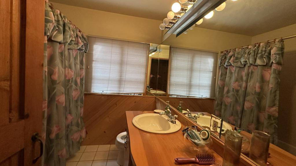 Idyllwild, CA 92549,55260 South Circle DR