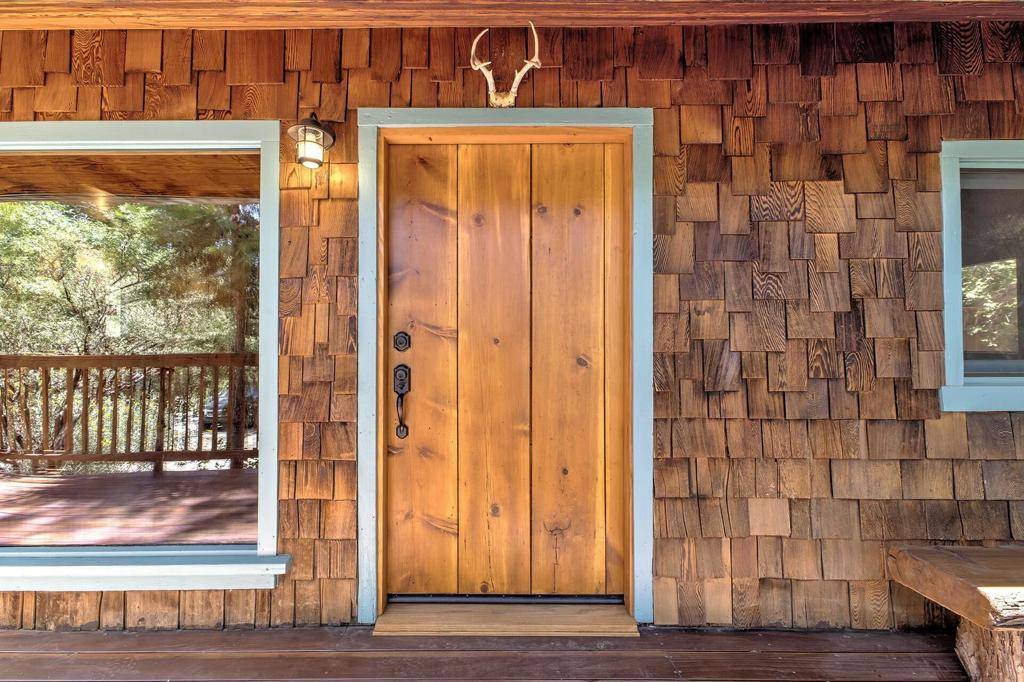 Idyllwild, CA 92549,54730 River DR