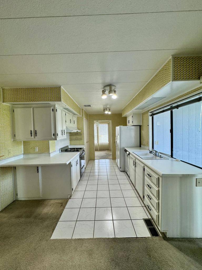 Cathedral City, CA 92234,1051 Via Grande