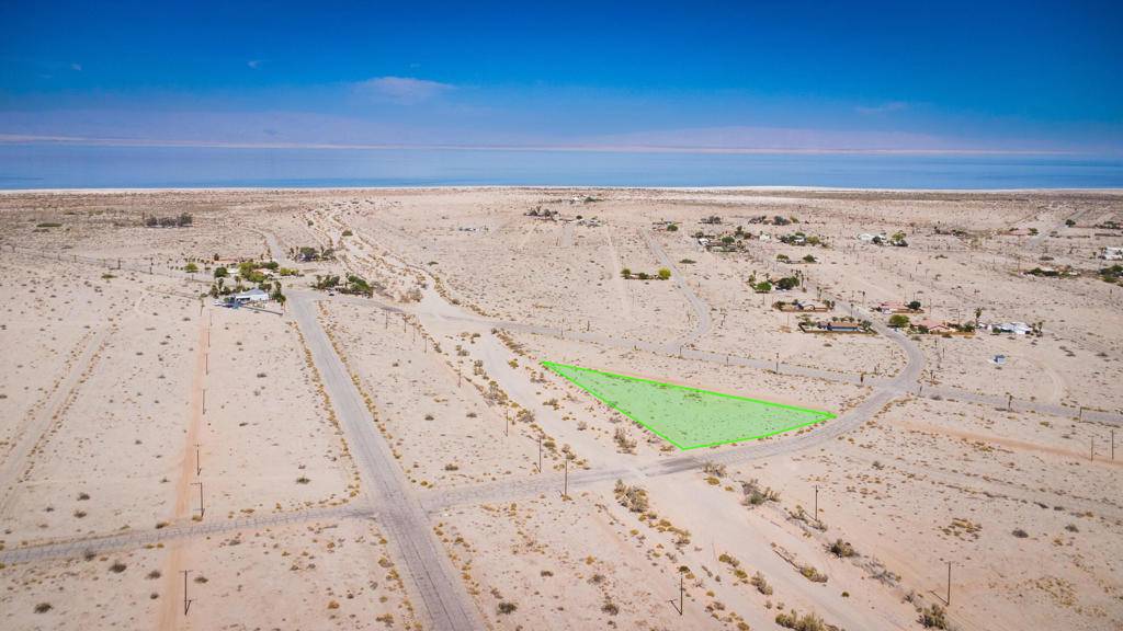 Thermal, CA 92274,1404 Beach Club DR