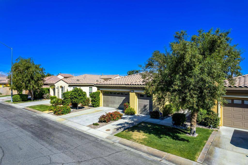 Indio, CA 92201,82102 Keitel LN