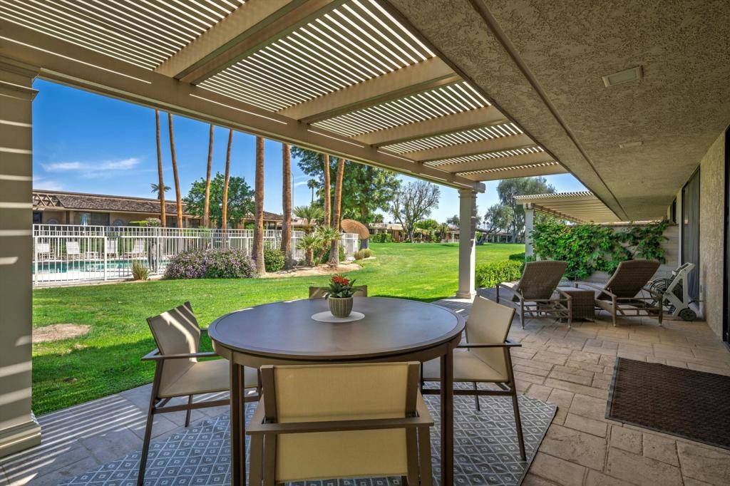 Rancho Mirage, CA 92270,9 Temple CT