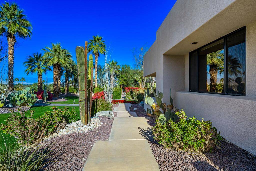 Rancho Mirage, CA 92270,40380 Tonopah RD