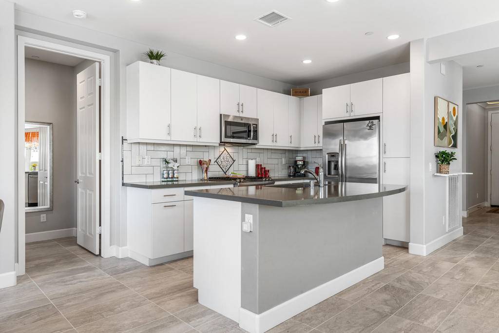 Indio, CA 92201,82721 Rosewood DR