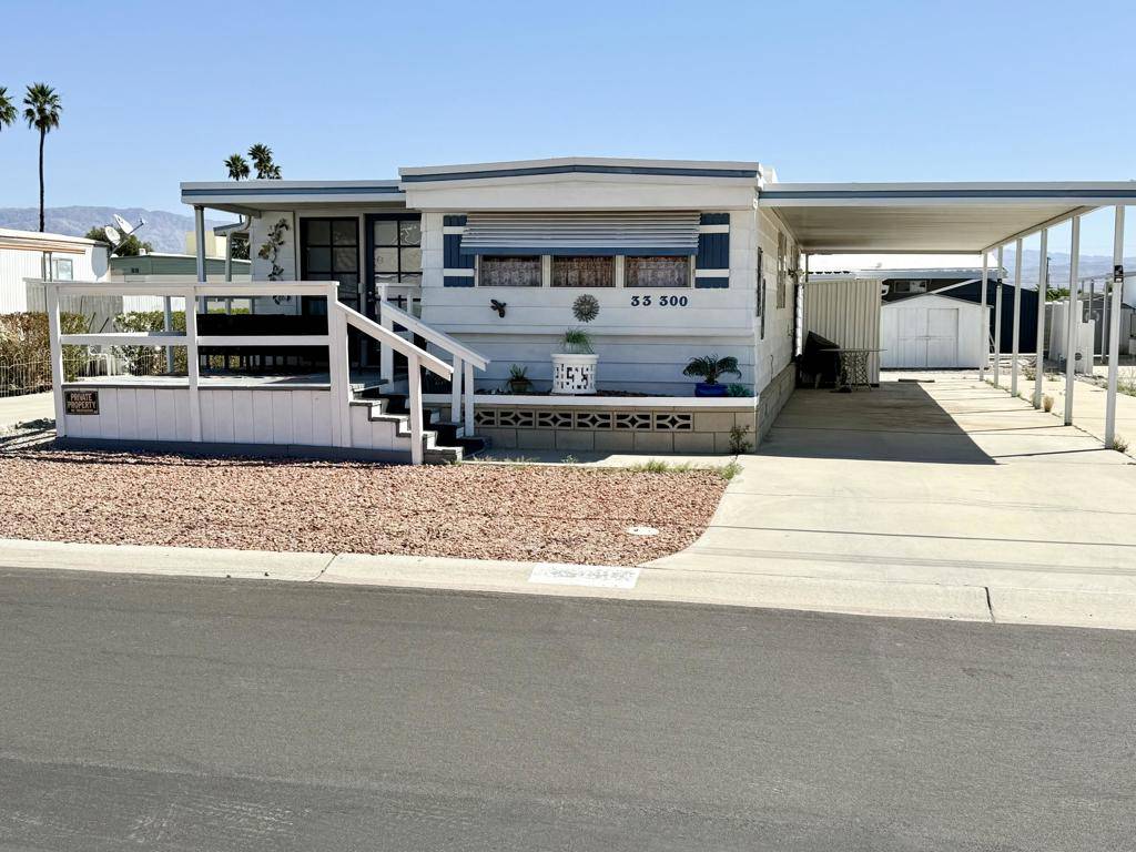 Thousand Palms, CA 92276,33300 Barcelona DR