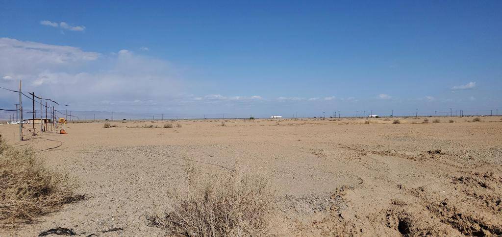 Thermal, CA 92274,1702 Skyliner PL