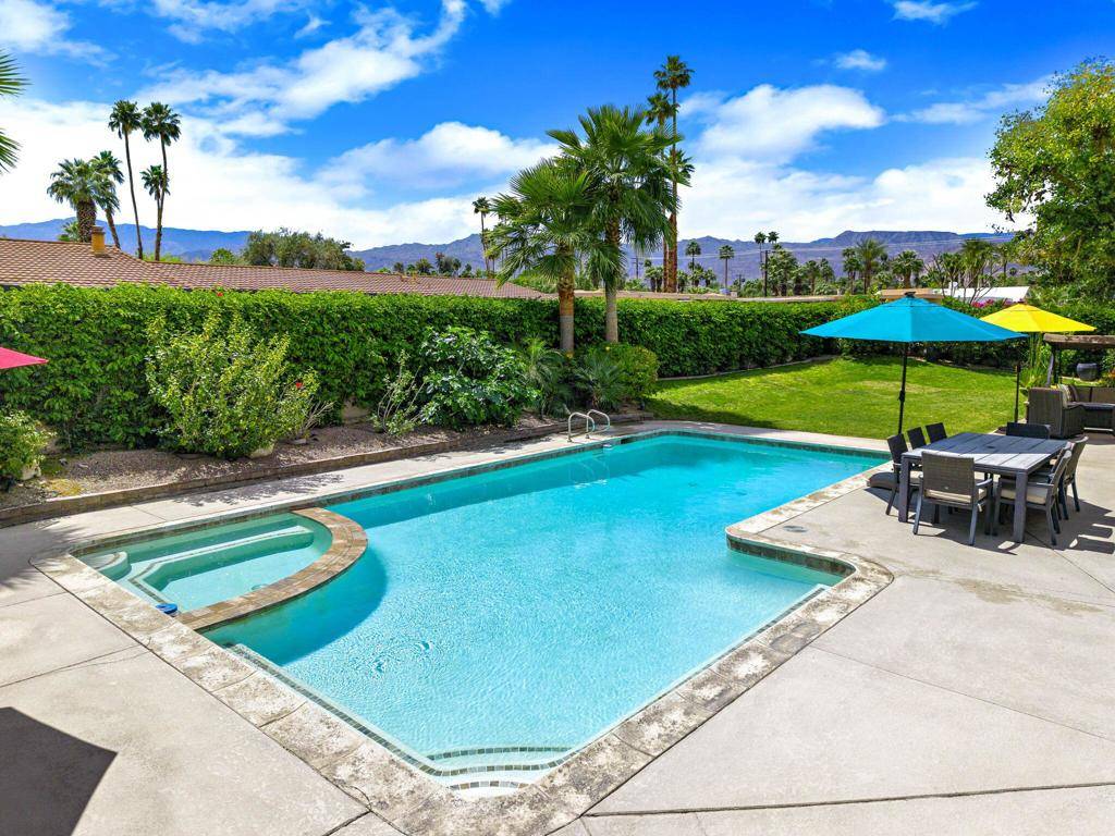 Palm Desert, CA 92260,74821 Borrego DR