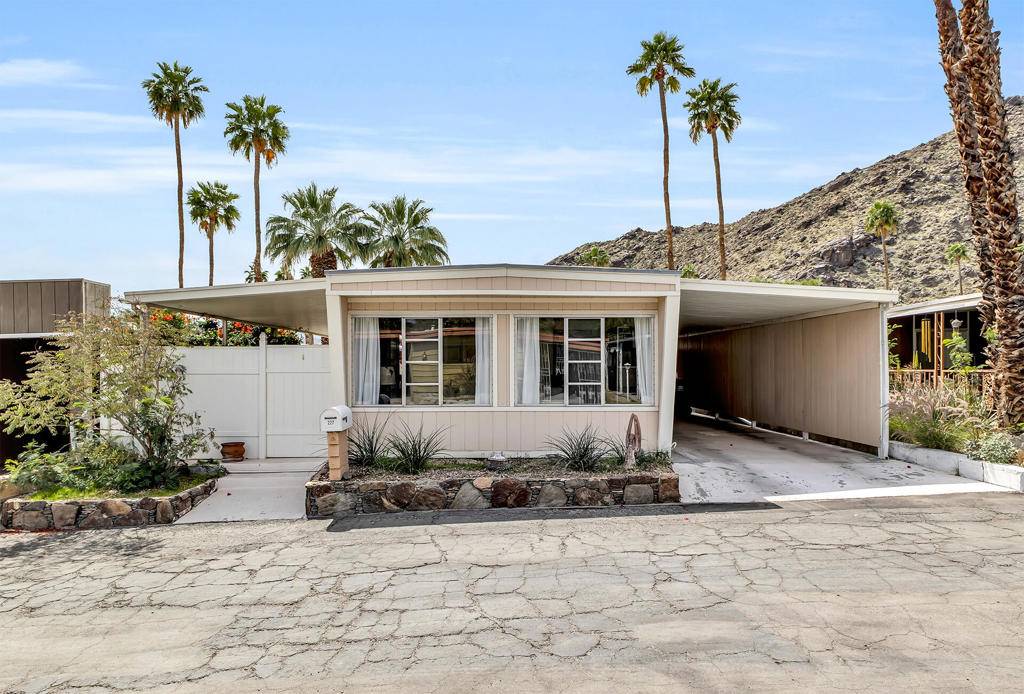 Palm Springs, CA 92264,227 Stone Terrace