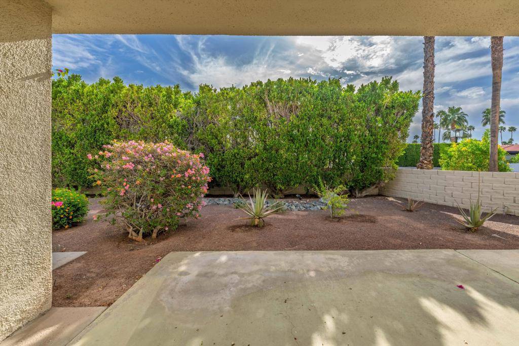 Palm Springs, CA 92262,600 N Palomar CIR