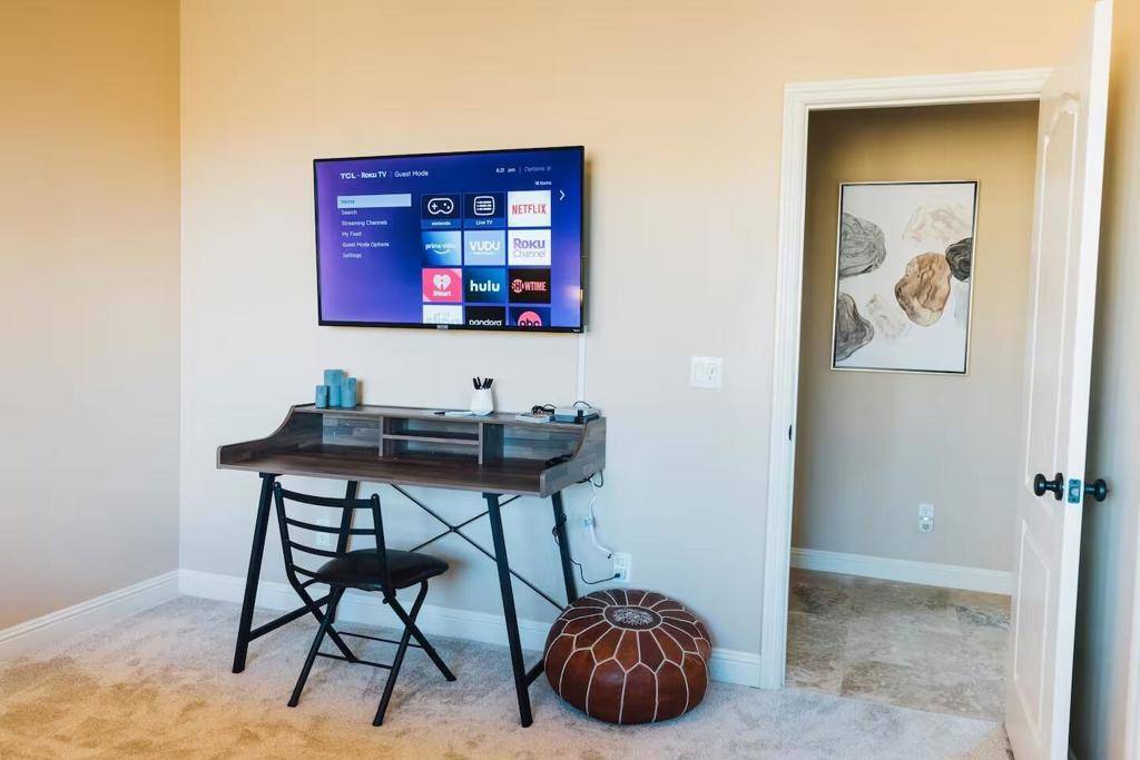 Yucca Valley, CA 92284,5935 Buena Suerta RD