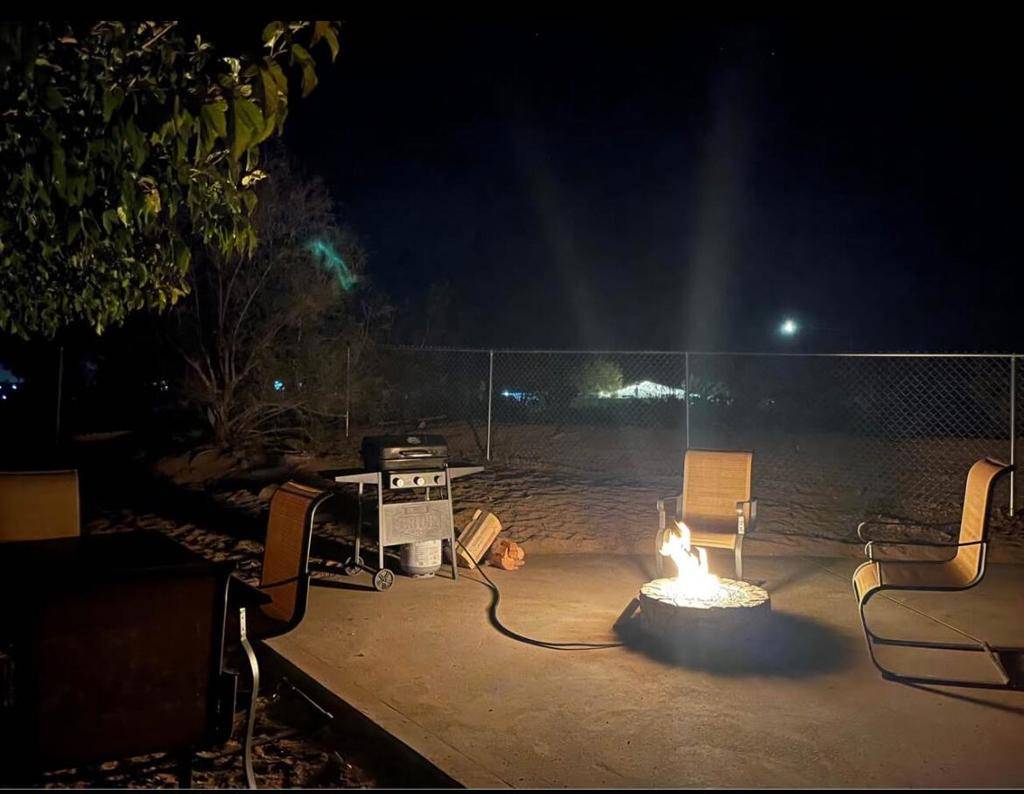 Joshua Tree, CA 92252,6117 View Valley ST #1
