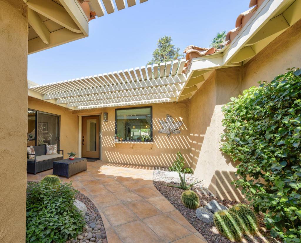 Palm Desert, CA 92260,111 Juan CIR