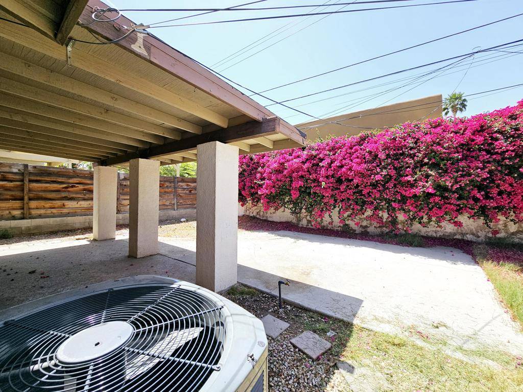 La Quinta, CA 92253,53355 Avenida Villa