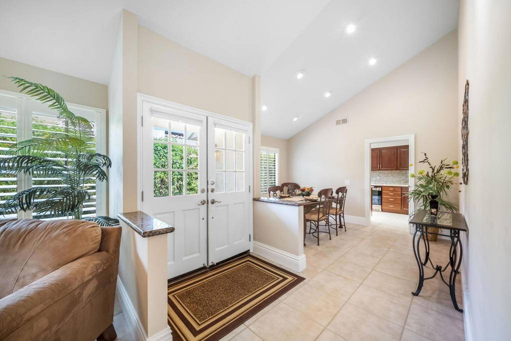 Palm Desert, CA 92211,43512 Via Magellan DR