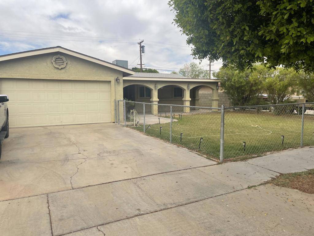 Blythe, CA 92225,321 Alice LN