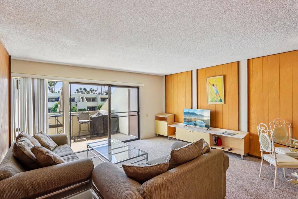 Palm Springs, CA 92264,1655 E Palm Canyon Drive #114