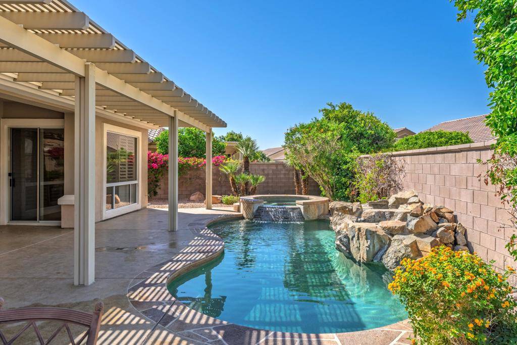Palm Desert, CA 92211,36411 Tallowood DR