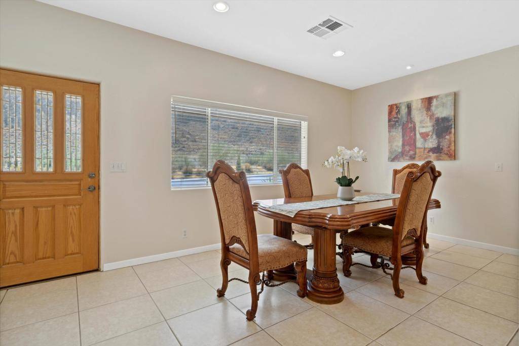 La Quinta, CA 92253,54655 Avenida Bermudas