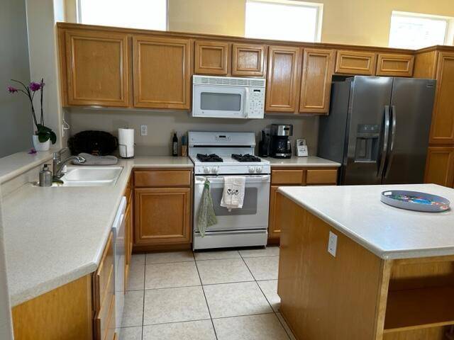 Palm Desert, CA 92211,78748 Links DR