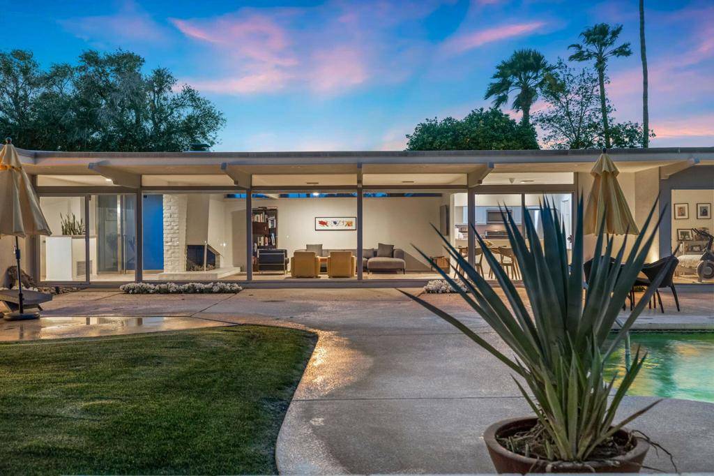 Bermuda Dunes, CA 92203,42520 Caracas PL