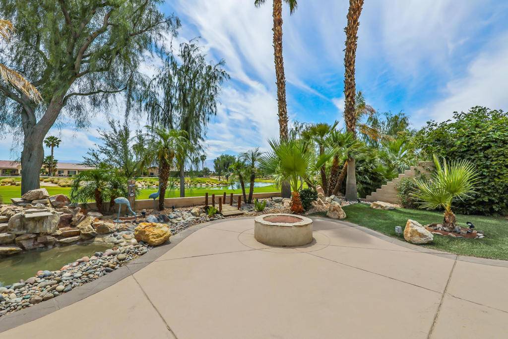 Indio, CA 92203,81083 Avenida Tres Lagunas