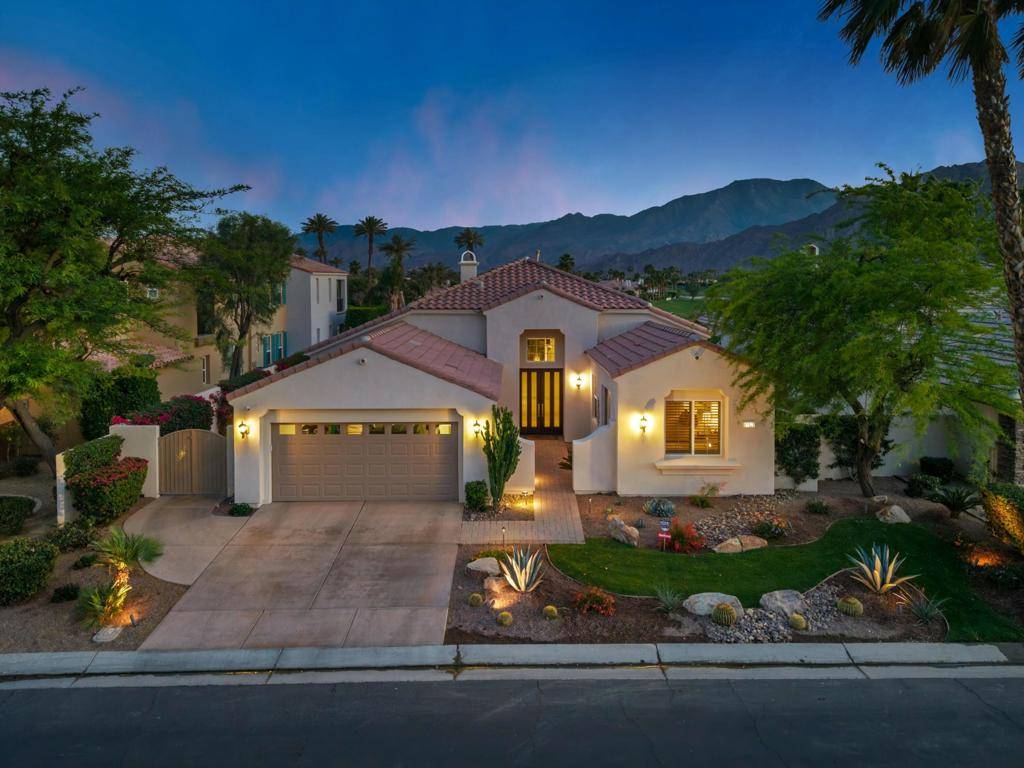 La Quinta, CA 92253,80233 Via Tesoro