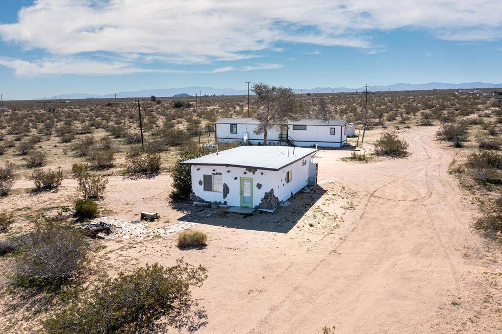 Landers, CA 92285,61186 Sespe ST