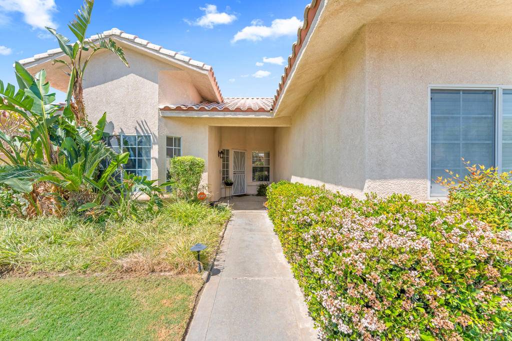 Cathedral City, CA 92234,28561 Avenida Diosa