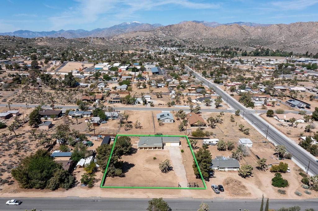 Yucca Valley, CA 92284,7546 Deer TRL