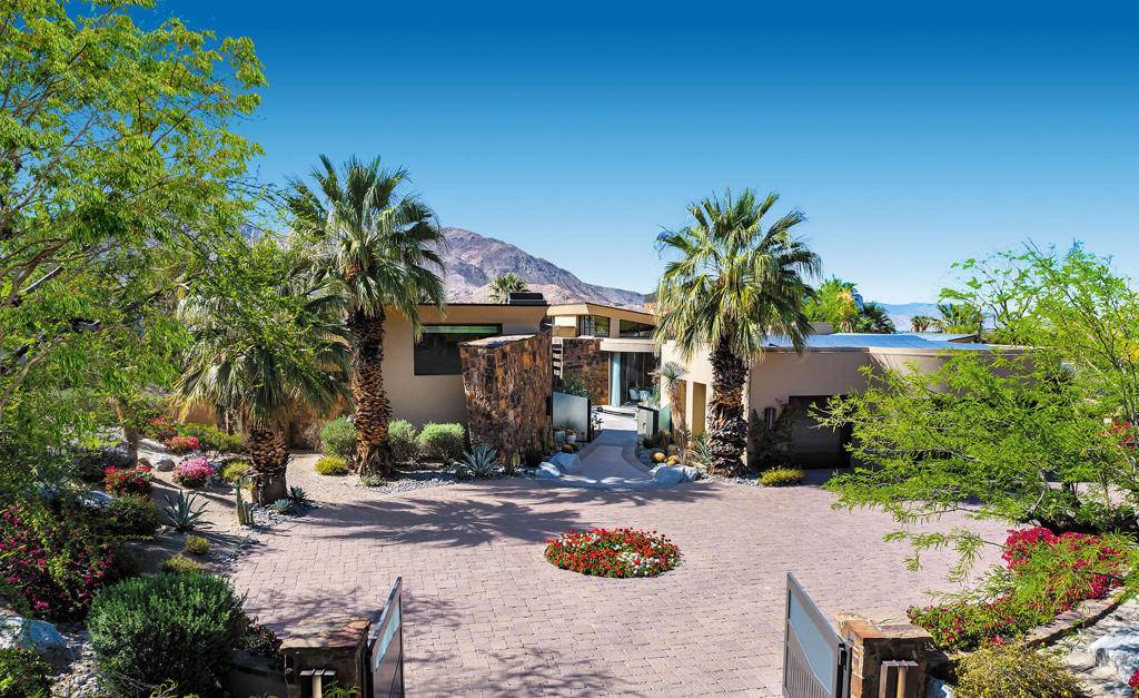 Palm Desert, CA 92260,902 Crescent Falls