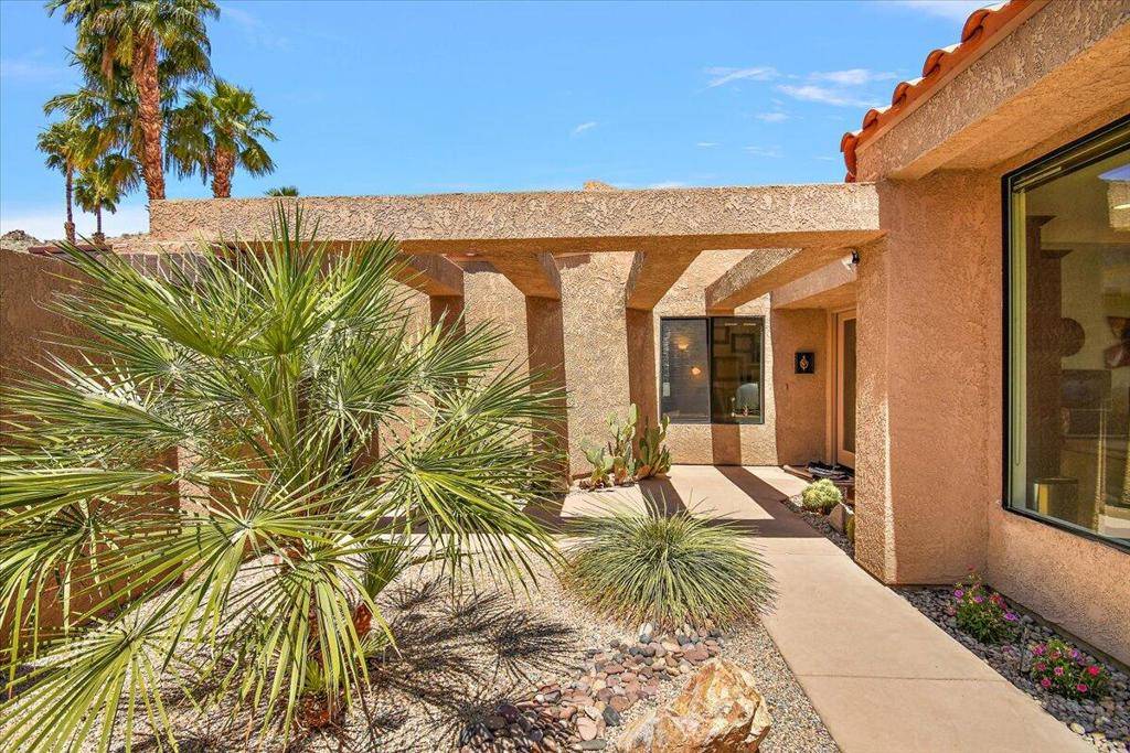Rancho Mirage, CA 92270,11 Vista Loma DR
